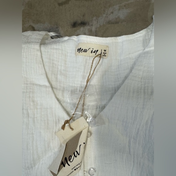 White set from Nana Macs size medium. - Picture 7 of 8